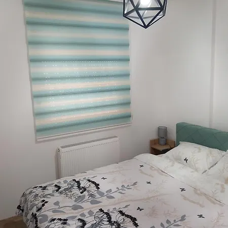 Stan Na Dan - Blue Moon Apartment *