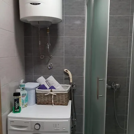 Stan Na Dan - Blue Moon Apartment Lukavica