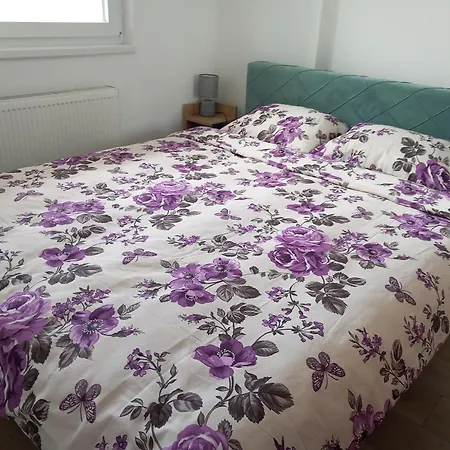 Stan Na Dan - Blue Moon * Lukavica