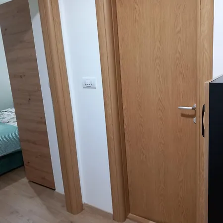 Apartment Stan Na Dan - Blue Moon Lukavica