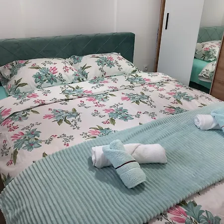 Apartment Stan Na Dan - Blue Moon *